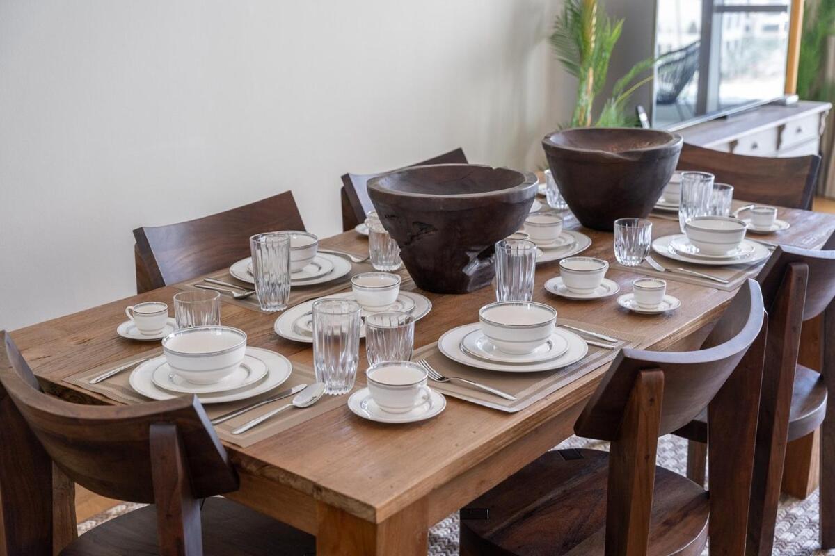 Apartment Modern 4-bedroom With Vintage-style In Jumeirah *